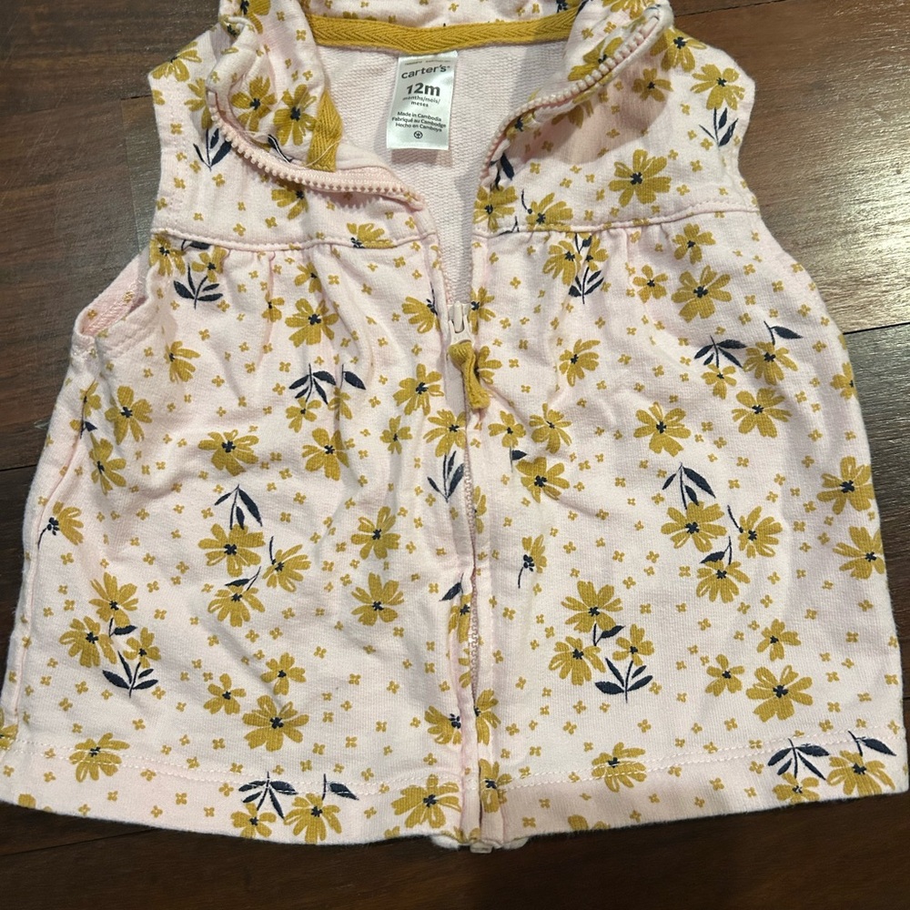 Set of 7 Pieces for Girls 12 months Carter’s Like New - Picture 7 of 9